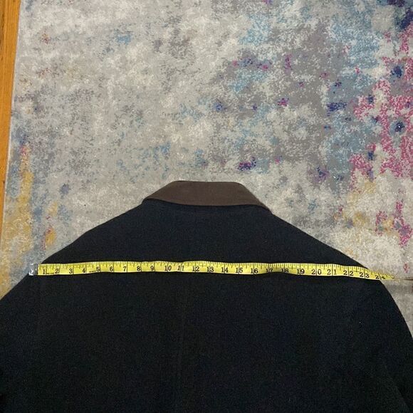 Jos. A. Bank 75% Wool 10% Nylon and 5% Cashmere Collection Jacket Size Large - Picture 10 of 16